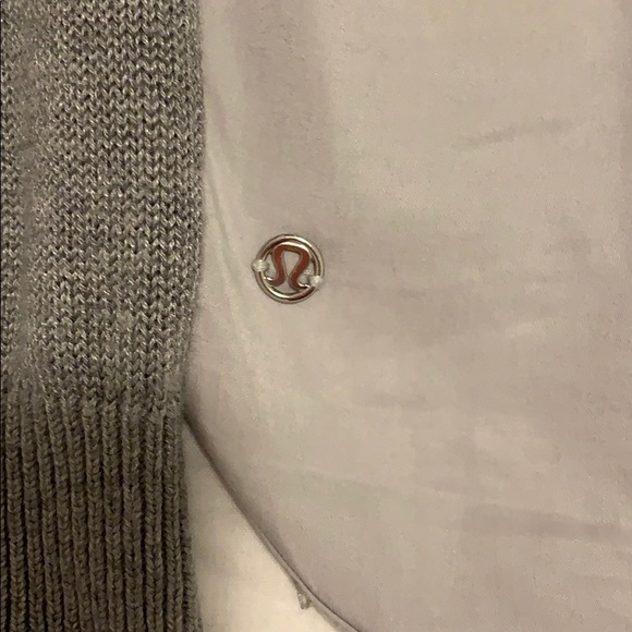 lululemon ‘cardi in the front’ sweater - Picture 6 of 6